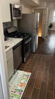 One bedroom condo close to H St - 7
