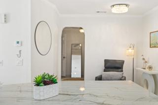 Oceanview 2BR Steps to Beach & Town, Best views! - Oceanside - 7