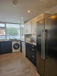 Comfy & spacious - Coventry - 5