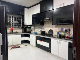Stylish Accomodation in Bahria Town Karachi - Karachi - 9