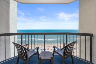 Charming Oceanfront Studio with 2 Queen Beds 11th Fl Compass Cove Pinnacle Building - 8