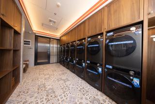 Nostalgia S Hotel Beijing Qianmen Street & Tianqiao Performing Arts Center 时光漫步S酒店 北京前门天桥艺术中心店 Free fresh ground coffee,Free laundry service - 3