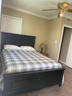 CULVER STUDIO SUITE Full kitchen private gated yard Arts Roosevelt row ASU convention ctr stadiums airport Downtown Phx - 7