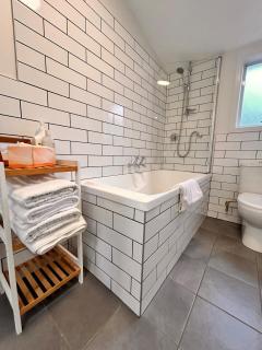 Wairere Cottage - 8