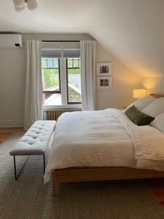 Bright, Spacious Home with Lake & Mountain Views, Walk to Beach - 5