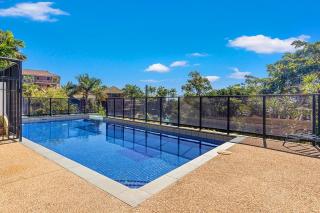 Whiskey on Orana - Airlie Beach - 8