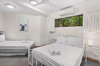 Whiskey on Orana - Airlie Beach - 3