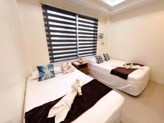 Taylors Plantacion Resort- Grande Superior Room - Catarman - 9
