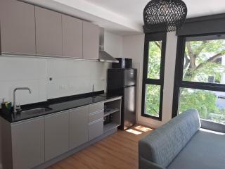 Avellana - Comfortable and bright, in front of the mall - Montevideo - 3