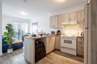 Modern 3BR in Griffintown - Montreal - 9