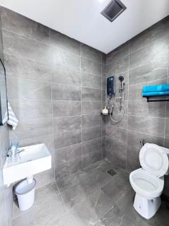 RTS - BluLake Guesthouse Tasik Biru Bau - Bau - 9