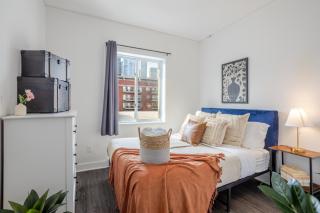 Luxurious 4 BR Suite in Griffintown - Montreal - 7