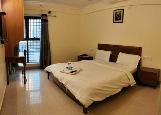 The Lounge Business Hotel - Bangalore - 9