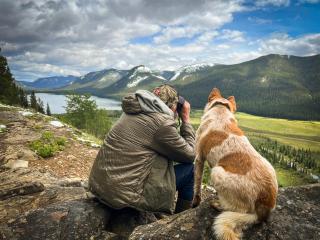 Off-Grid Mountain Lodge & 4 Cabins - Sauna, Hot Tub & Fishing - 2