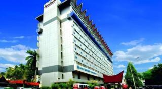 Danau Toba Hotel International - Medan - 3