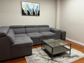 Three Bedrooms House with Free parking - Mississauga - 7