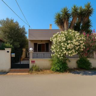 Spacious House near the Center - Ayía Marína - 0