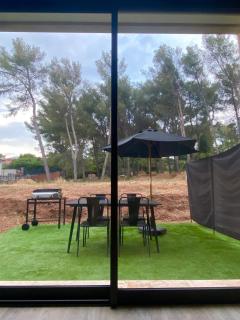 Joli mas bohème 60 m carré a seulement une minute à pied de la plage 4 personnes - Le Pradet - 2