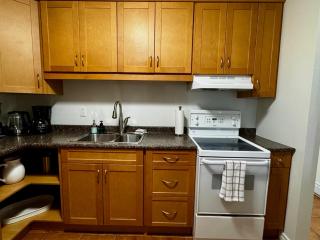 Shorewater Resort Beachfront King Bed Studio - Qualicum Beach - 6