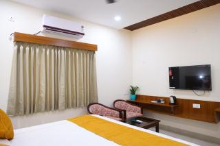 Hotel Nanda Mohan Residency -MSR Manssion Inn - 6