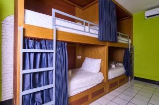 Attara Hostel Senggigi - Senggigi - 1