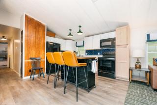 Lakeski Lodge with direct lake and dock access! - 2