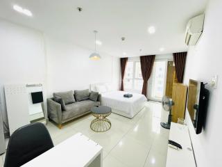 Căn Hộ Sky Center Cách Sân Bay 5p - 6