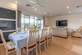 La Dolce Vita - 56 Marina Way - Mannum - 2