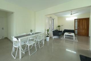 Minimal & Cozy 3BHK Retreat - 6