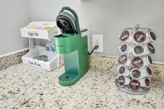 Themed Unit 2BR 2BA NRG Med Center South - Houston - 6