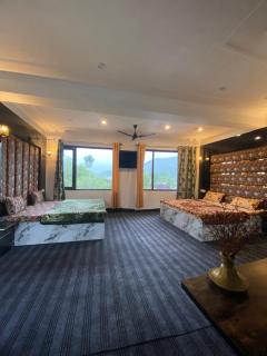 Lake side stays - 3