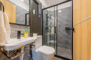 lovely beautiful two bedroom apartment with swimming pool fully equipped gym ample parking space and amazing scenic views - 4