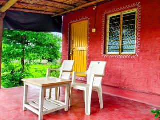 Gowri Home Stay - Hampi - 3