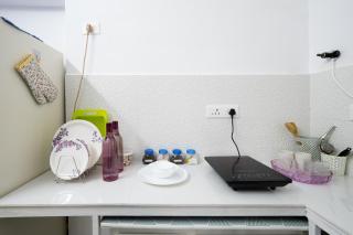 Cozy Studio - Panampilly Nagar - 2