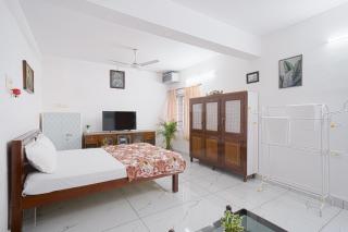 Cozy Studio - Panampilly Nagar - 7