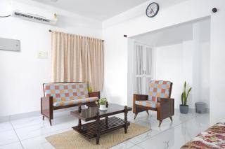 Cozy Studio - Panampilly Nagar - 8