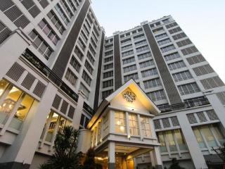 Grand Darmo Suite by AMITHYA - Surabaya - 0