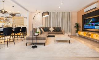Lovely & Stylish 2-bedroom Flat in Almughrizat - Riad - 8