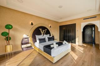 villa 31 de luxe avec Piscine hot gamme - 9