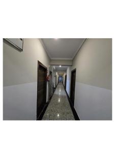 Hotel Stayzzy Bloom - Noida - 8