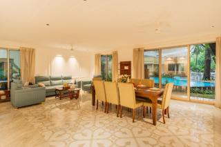 5-BHK Villa With Common Pool & Lift Near Beaches - 9