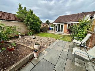 Cosy bungalow Branton Doncaster near Yorkshire wildlife park and doncaster centre - Cantley - 0