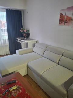 Cozy Skopje Retreat - 7