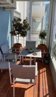 Aron Home - 1