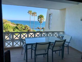 Ocean Bliss II- Panoramic Sea View - 20m to Beach - 2 Swimming Pools - Private Parking - 1