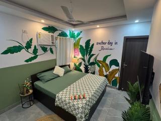 Tropical vibes Private, Terrace, Cozy space- Gurgaon and NCR - Gurgaon - 0