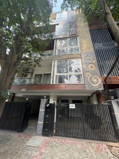 Tropical vibes Private, Terrace, Cozy space- Gurgaon and NCR - Gurgaon - 2