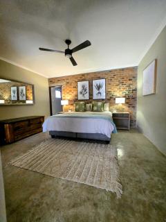 Home with Thelana - Marloth Park - 0