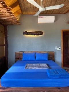 Lazy Beach - Koh Rong Sanloem - 4
