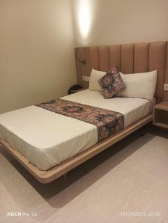 HOTEL AIRSOn - Jāmb - 7